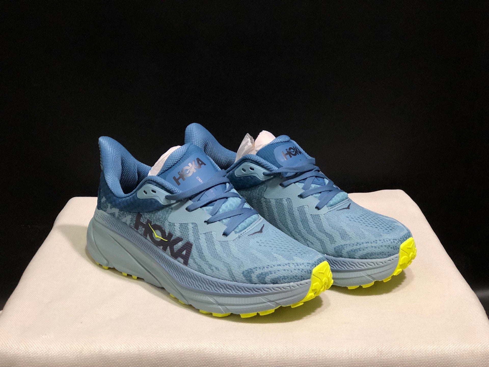 HOKA ONE ONE Challenger 7
