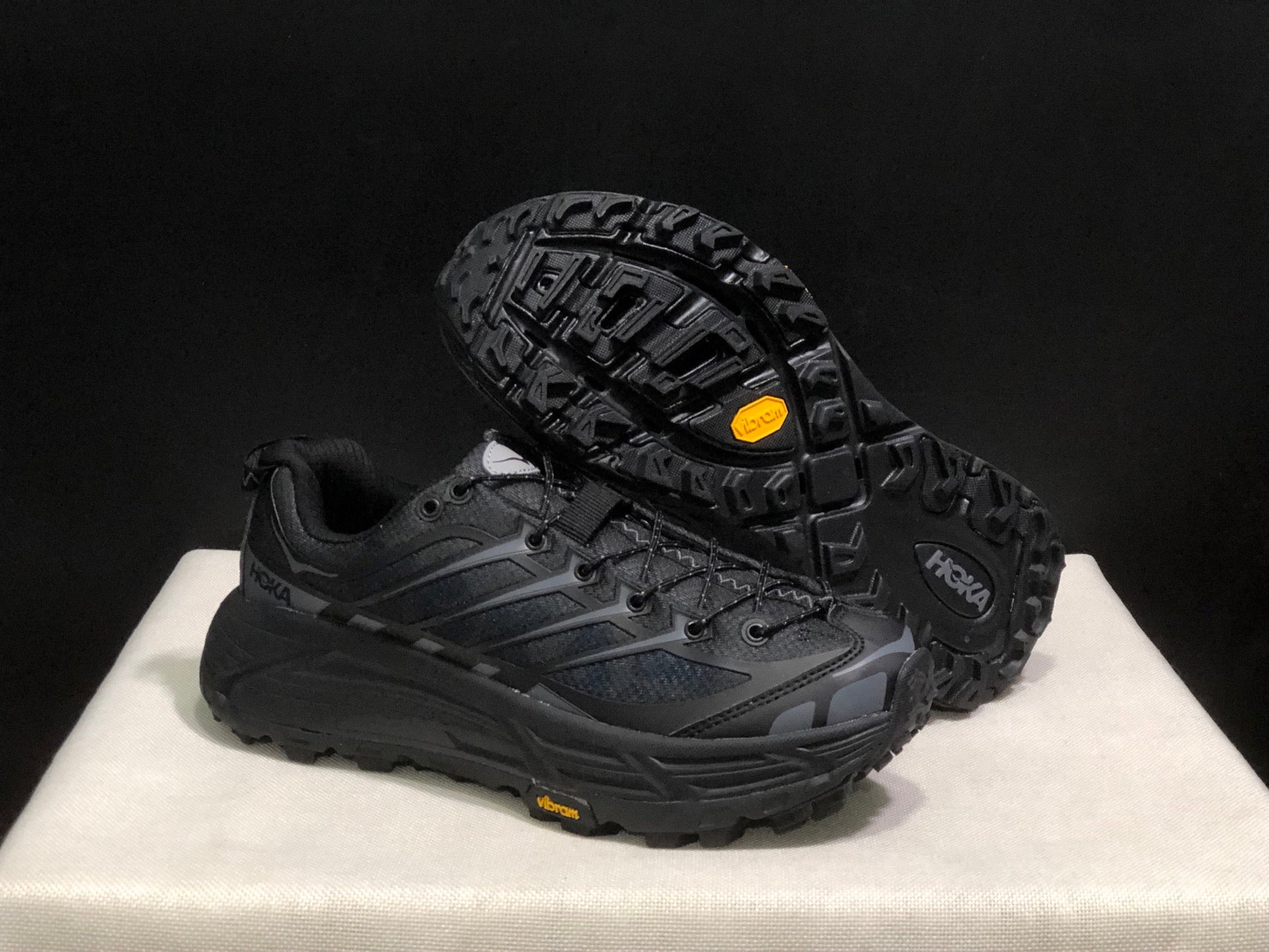 HOKA ONE ONE Mafate three 2